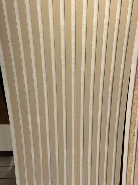 Akustikpaneel Beige and White 275 × 60 cm – moderne Wandverkleidung