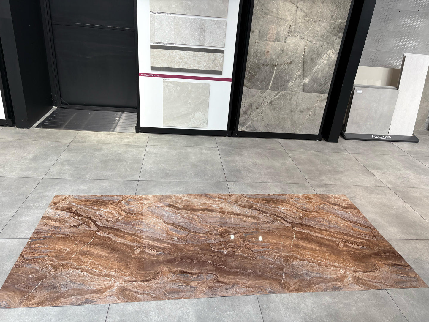 PVC-Paneel Design Brown 280 cm x 122 cm
