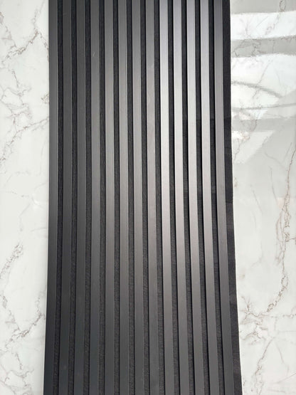 Akustikpaneel Schwarz 280 × 60 cm – modernes Wanddesign