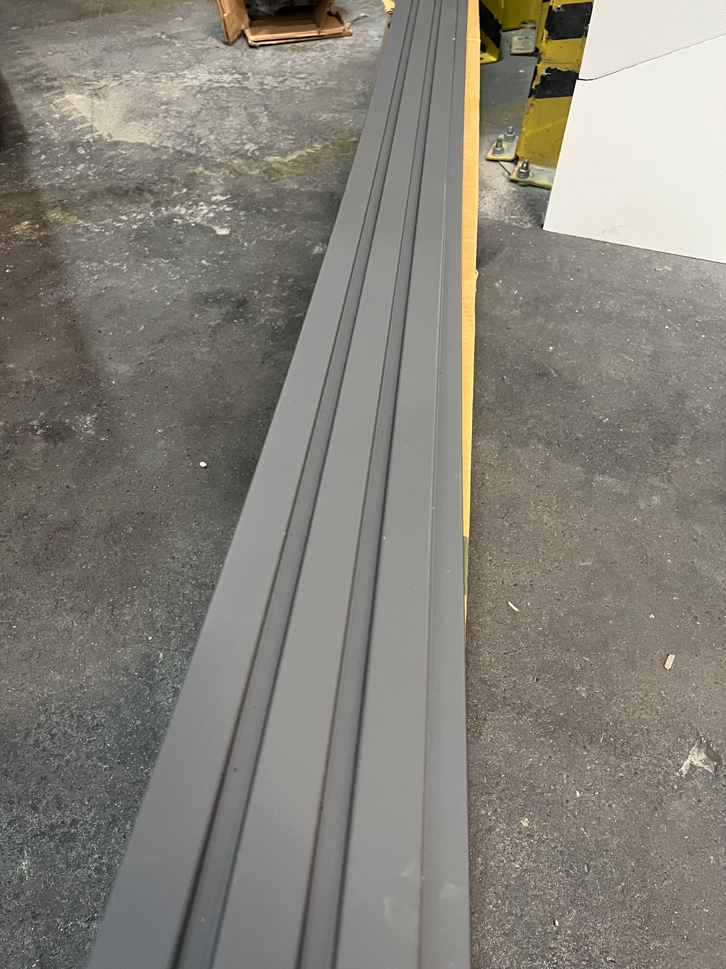 Lamellenpaneele Anthrazit 280 × 12 cm