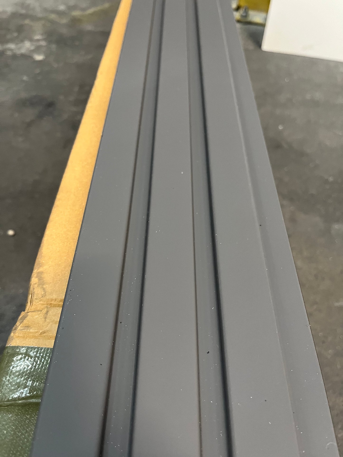 Lamellenpaneele Anthrazit 280 × 12 cm