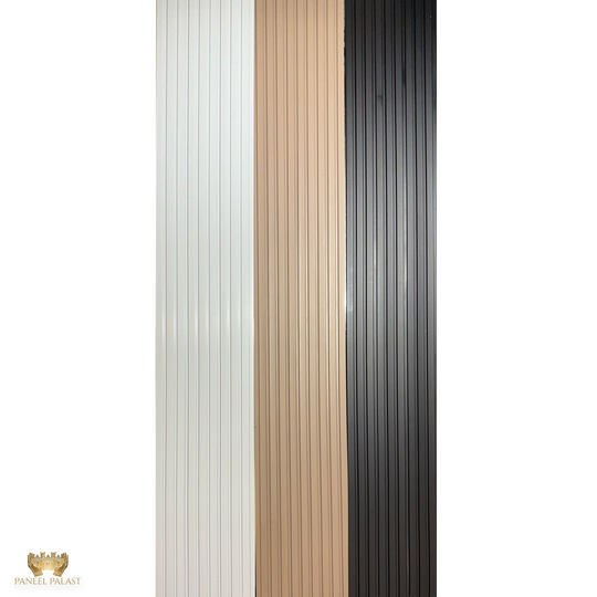 Weiße Wandpaneele in Lamellenoptik für Wohnzimmer