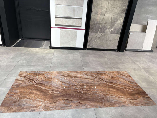 PVC-Paneel Brown 280×122 cm – warme Marmoroptik Braun